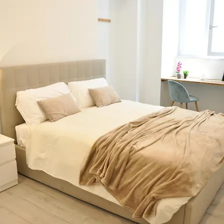 Centrale, Vicino Stazione Apartment *