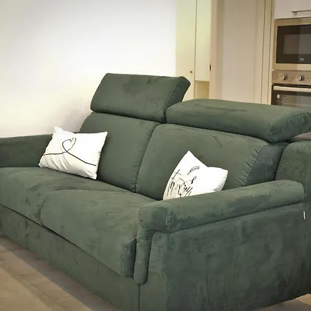 Centrale, Vicino Stazione *