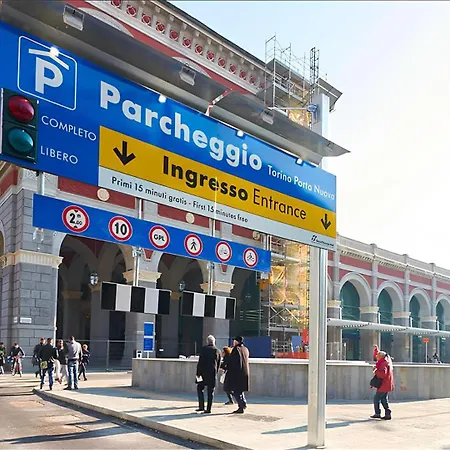Centrale, Vicino Stazione טורינו